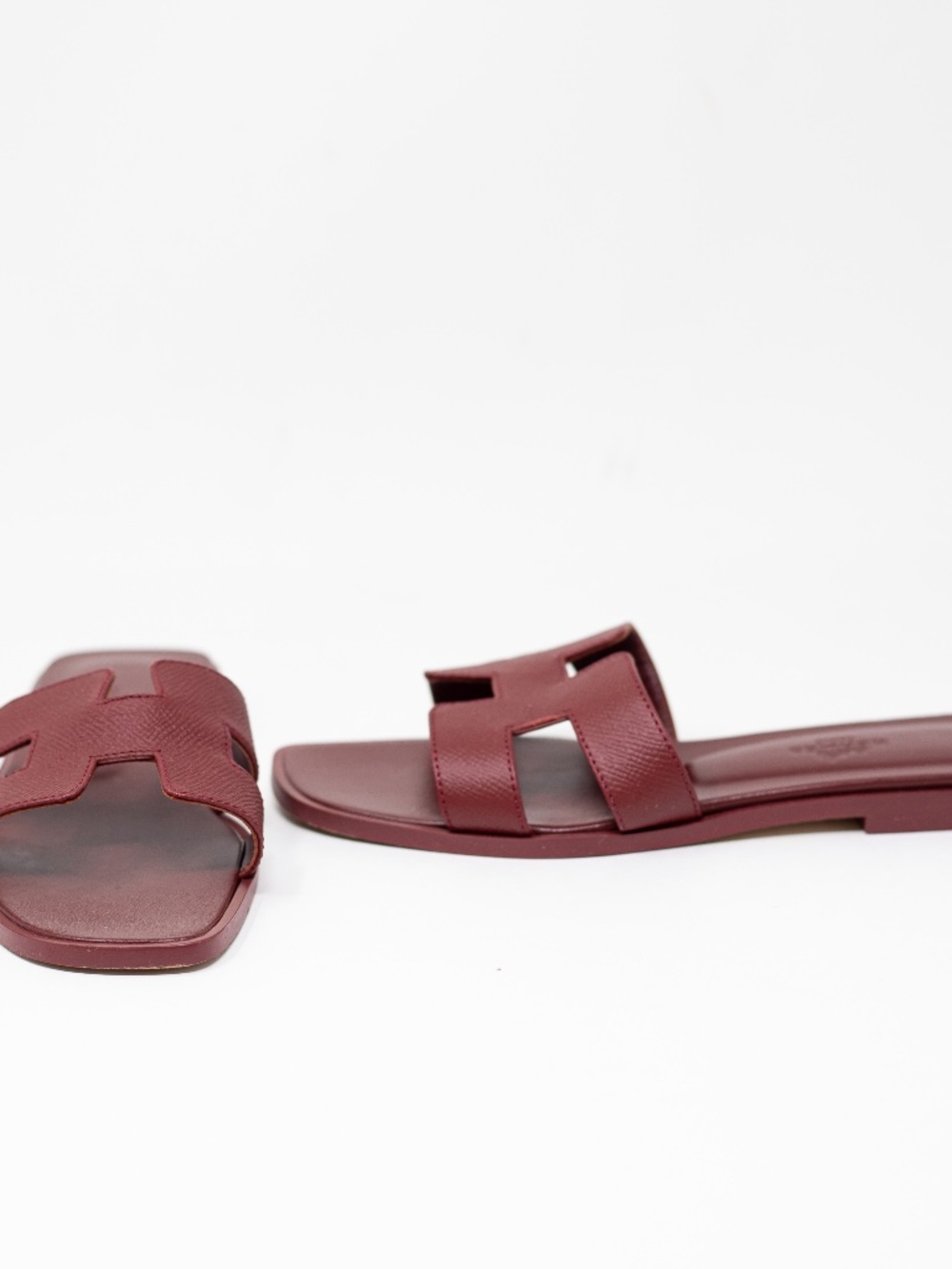Hermes Women's Oran Genuine Leather H Logo Open Toe Flat Sandals Shoes Rouge Red